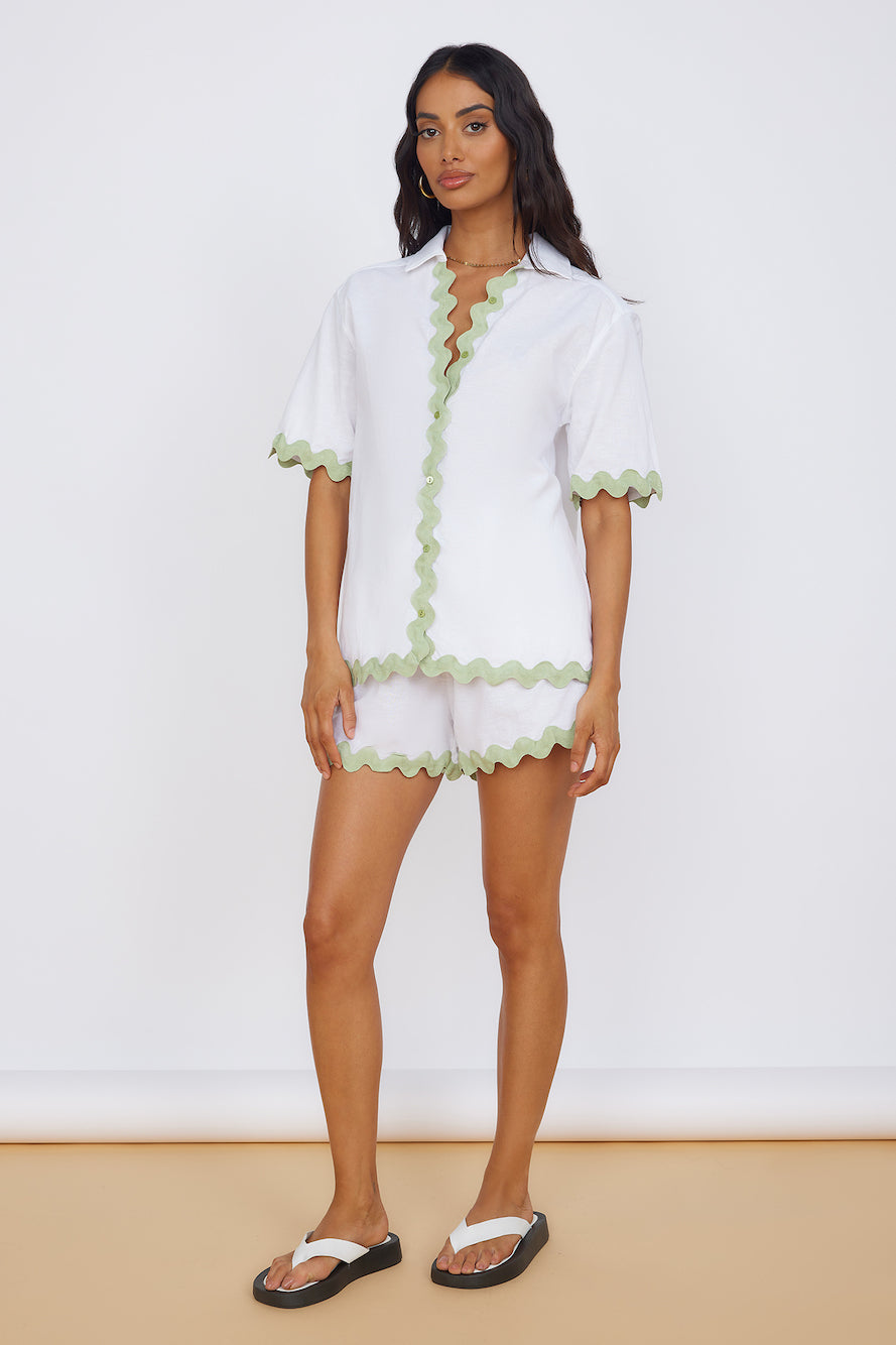 SEVEN WONDERS Harry Short White