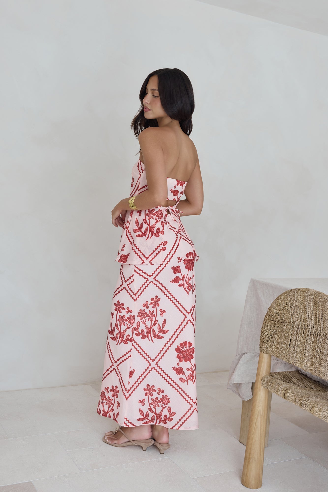 Minimale Longline Strapless Top Red